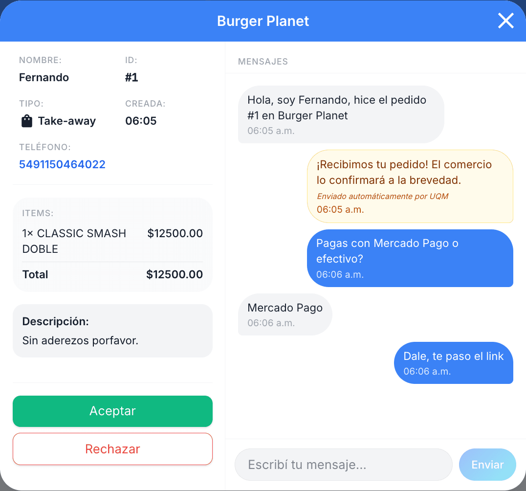 Chat de WhatsApp con un cliente desde el panel de UQM